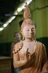 Buddha's wood (bouddha en bois) - Polonnaruwa, Ceylan Sri Lanka.