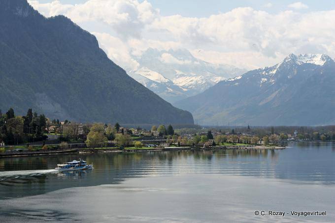 Bateau-vapeur et Alpes, Château de Chillon, Montreux - Suisse