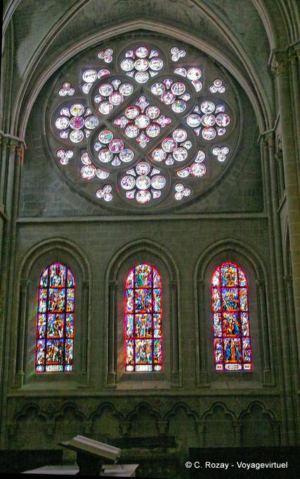 Rosace et vitraux de la cathédrale, Lausanne - Suisse