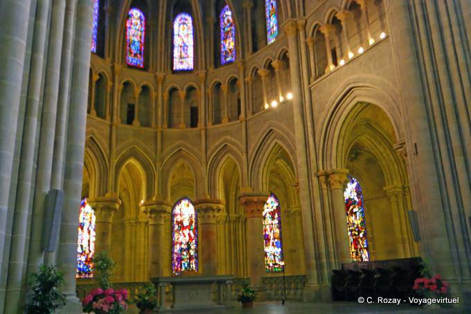 Magnificence gothique, Lausanne Cathedrale - Suisse