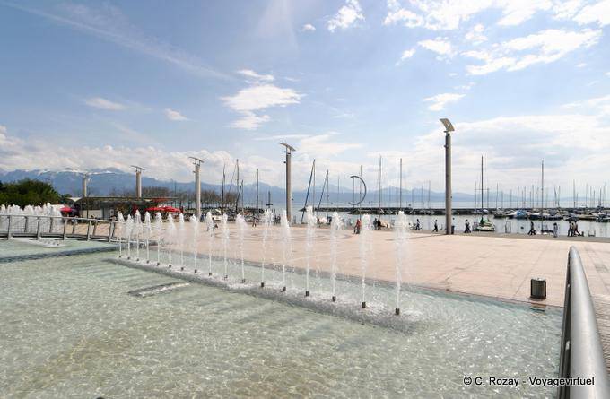 Jets d'eau du port, Ouchy - Suisse