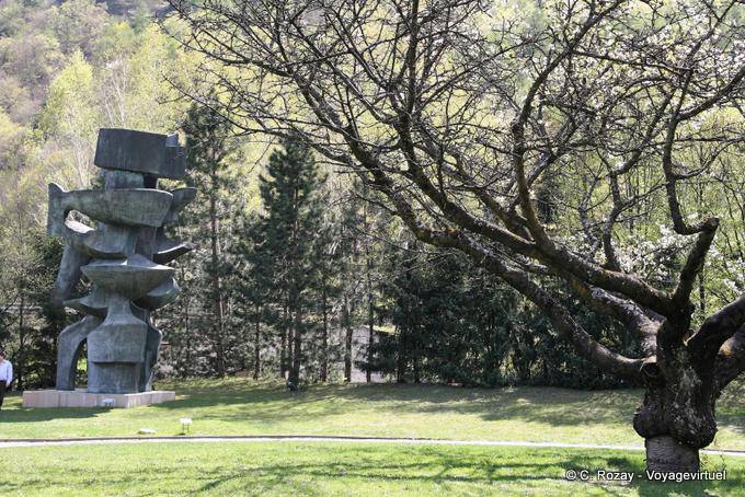 Martigny, fondation Gianadda, Alicia Penalba, Le grand double - Suisse