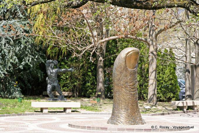 Martigny Gianadda, César Baldaccini, le Pouce Géant - Suisse