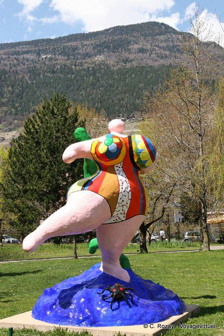 Nana, sculpture de Niki de Saint Phalle, fondation Gianadda - Suisse