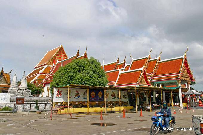 Vue de l'extérieur, Wat Phanan Choeng, Ayutthaya - Thaïlande