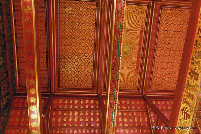 Plafond décoré, Wat Phanan Choeng, Ayutthaya - Thaïlande