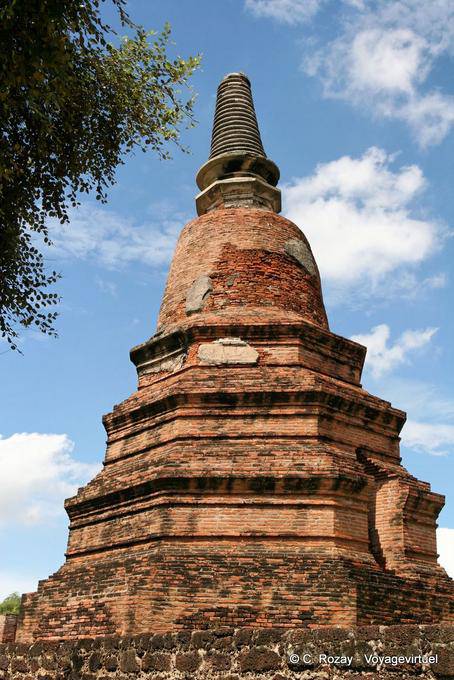 Chedi incomplet, Wat Raj Burana, Ayutthaya - Thaïlande