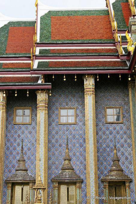 Côté du Panthéon Royal, Wat Phra Kaeo, Bangkok - Thaïlande