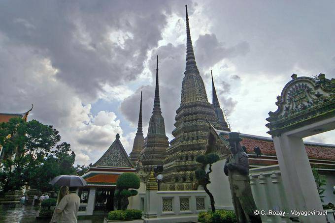 Stupas du Wat Phra Chettuphon, Bangkok - Thaïlande