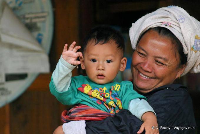 Bonjour de bébé thaï, Chiang Mai - Thaïlande