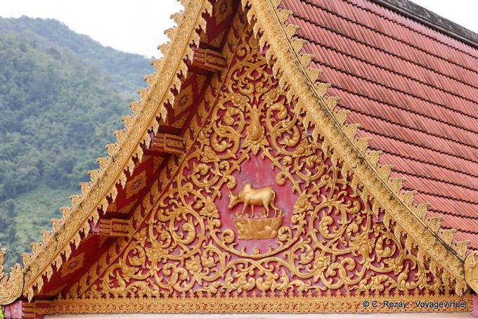 Représentation de zébu sur un temple, montagne autour de Chiang Mai - Thaïlande