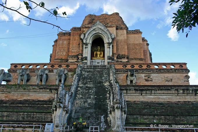 Wat Chedi Luang, Chiang Mai - Thaïlande