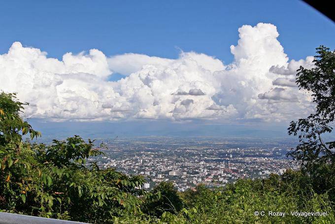 Panorama sur Chiang Mai depuis le Wat Doi Suthep - Thaïlande