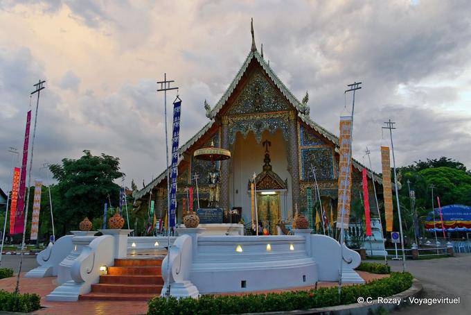 L'extérieur du Wihan Luang, Wat Phra Sing, Chiang Mai - Thaïlande