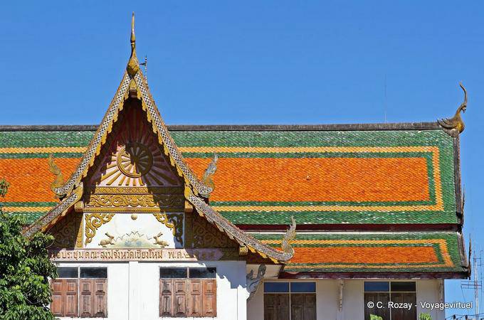 Couleurs de toit, Wat Phra Sing, Chiang Mai - Thaïlande
