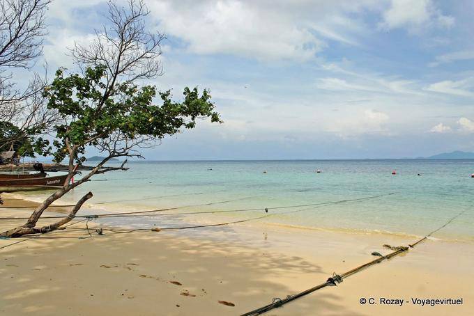 Plage vers Ban Laem Trang, Koh Phi Phi - Thaïlande