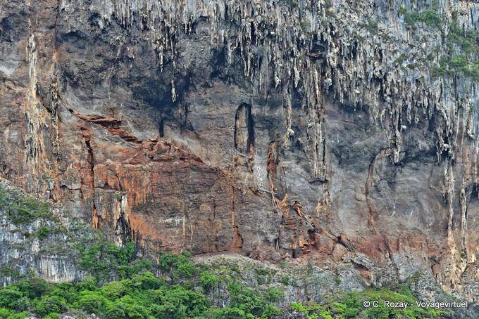 Du côté de Wang Long Cave, Koh Phi Phi - Thaïlande