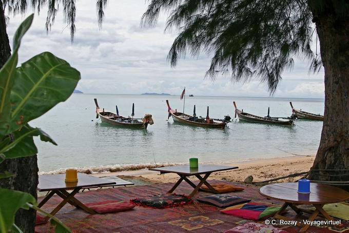 Relax en bord de plage, Phuket Chalong - Thaïlande