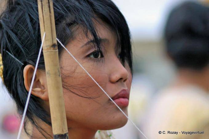 Regard perdu, Patong Festival, Phuket - Thaïlande