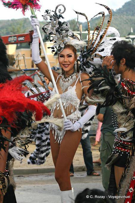 Chapeau sur maillot blanc, Patong Festival, Phuket - Thaïlande