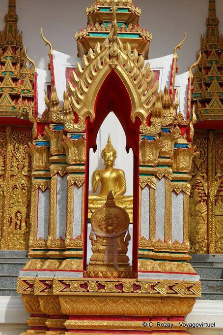 Décoration intérieure du Wat Suwan Khiri Wong, Patong, Phuket Temple - Thaïlande