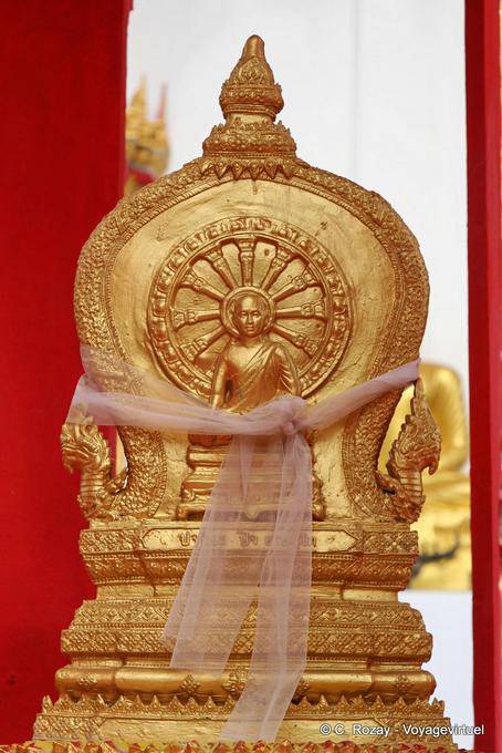 Bhûmisparsha-Mûdra, Patong, Phuket Temple - Thaïlande