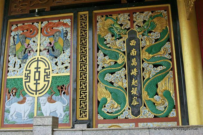 Ornementation coloré de temple chinois, Phuket Town Gypsy - Thaïlande