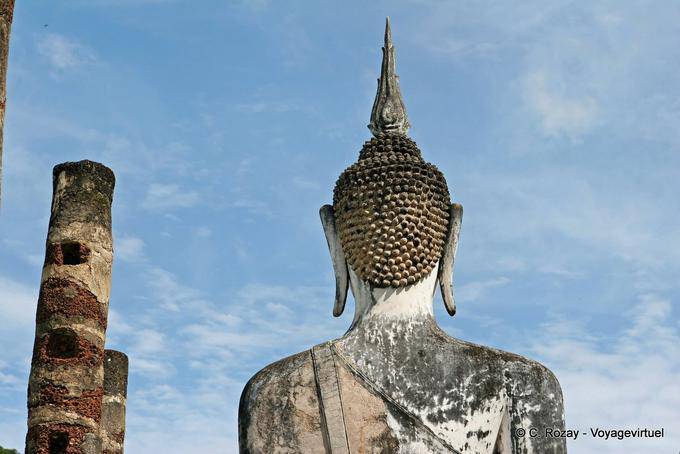 Le petit vihan, vue arrière, Sukhothai, Wat Mahathat - Thaïlande