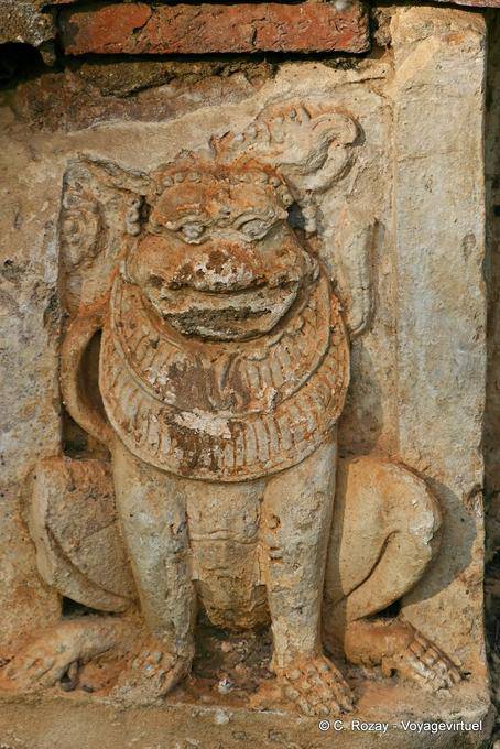 un crapaud en bas-relief, Sukhothai, Wat Mahathat - Thaïlande