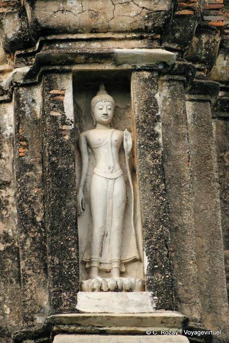 Bouddha en niche, Sukhothai, Wat Mahathat - Thaïlande