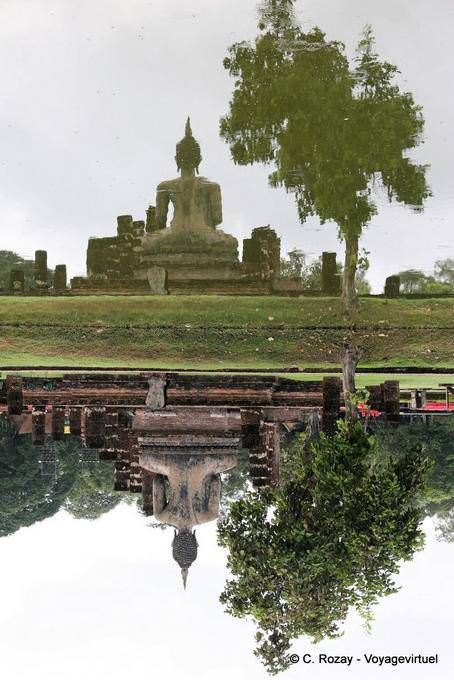 Reflet bouddhiste, Sukhothai, Wat Mahathat - Thaïlande