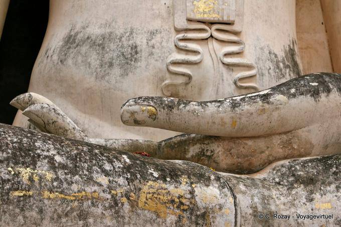 Main de la méditation Phra Achana, Sukhothai, Wat Sri Chum - Thaïlande