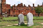 Stèles devant l'ancien monastère, Wat Phra Sri Samphet, Ayutthaya, Thaïlande.