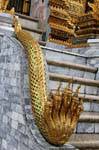 Naga-serpent à cinq têtes, Wat Phra Kaeo, Bangkok, Thaïlande.