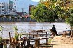 Le long de la rivière Ping, Chiang Mai, Thaïlande.