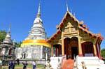 Stupa et ubosot, Wat Phra Sing, Chiang Mai, Thaïlande.