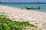 Sable blanc sur Long Beach, Koh Phi Phi, Thaïlande.