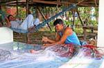 Repos et travail de pêcheurs, Phuket, Thaïlande.