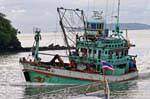 Bateau de pêche au retour, Phuket Town Gypsy, Thaïlande.