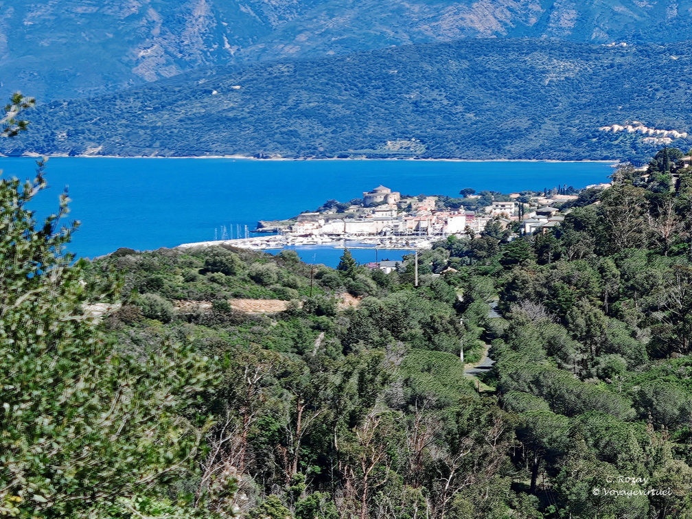 Agriates D81 Point de vue sur golfe de St Florent 010