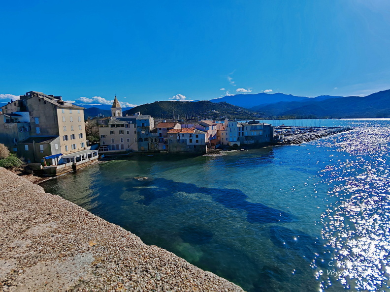 Saint Florent Point de vue sur la ville depuis la Citadelle 037