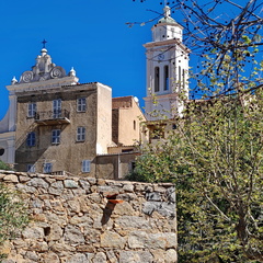 Corbara Promenade dans le village 060