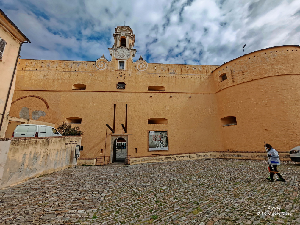 Bastia Palais des Gouverneurs 052