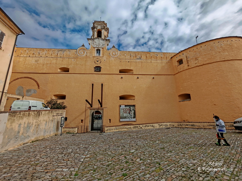 Bastia, Bastia Palais Des Gouverneurs 052