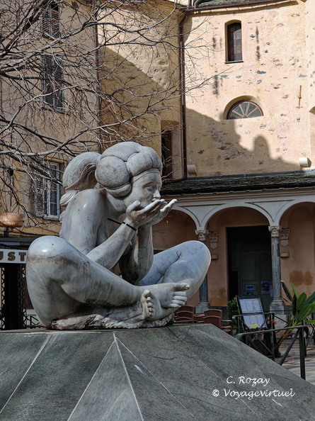 Bastia, Bastia Place Du Marche 041