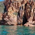 Calanques de Piana Cascade sur roche 332