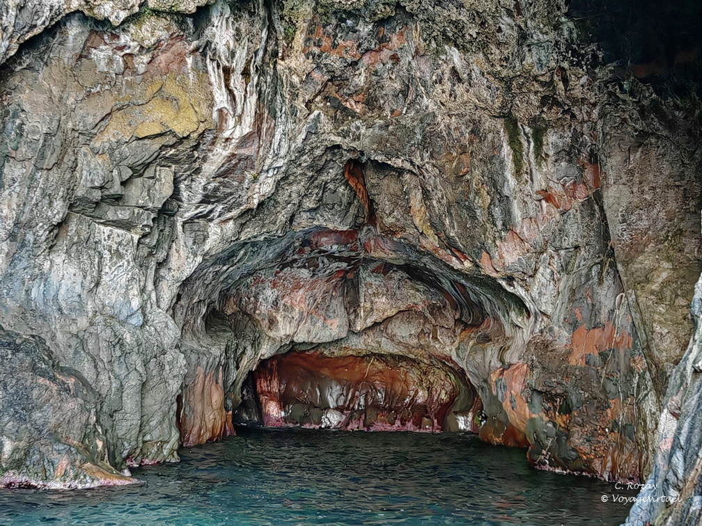 Calanques de Piana Grotte des Amoureux 316