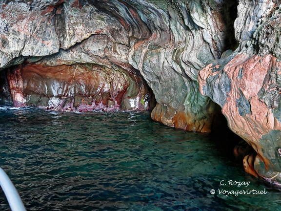 Calanques de Piana Grotte des Amoureux 318