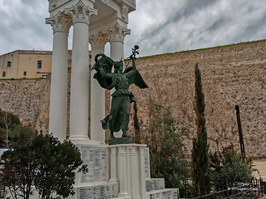 Calvi Monument aux Morts 229