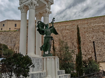 Calvi Monument aux Morts 229